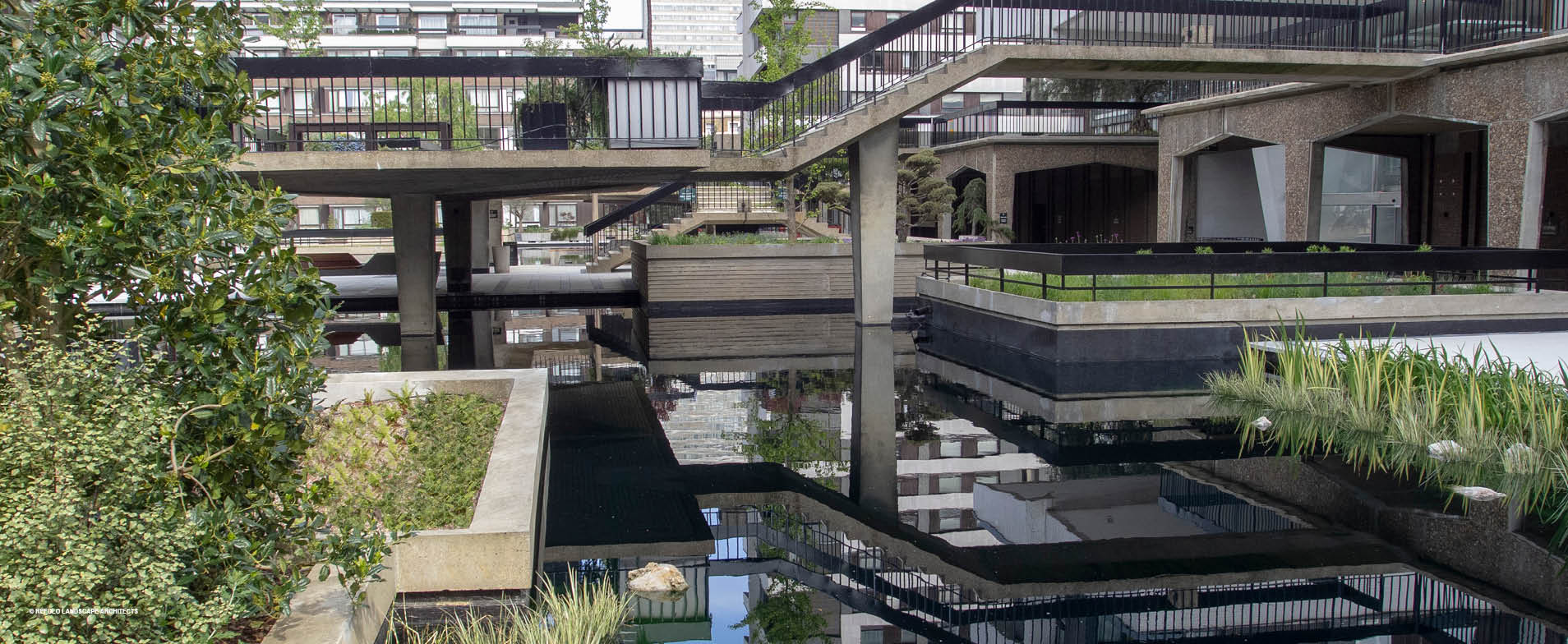Water Gardens, Hyde Park Estate