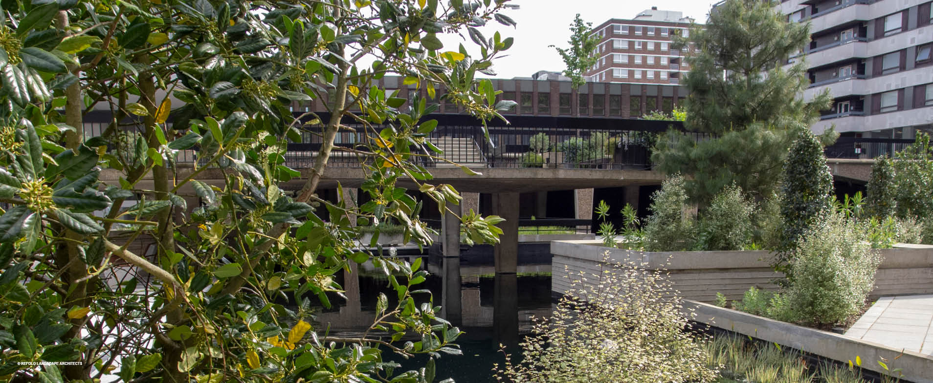 Water Gardens, Hyde Park Estate