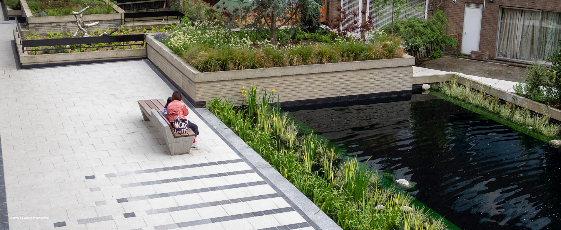 Water Gardens, Hyde Park Estate