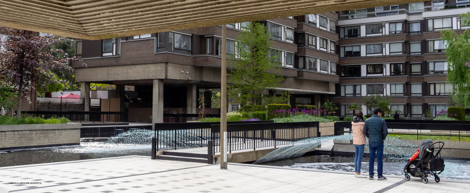 Water Gardens, Hyde Park Estate